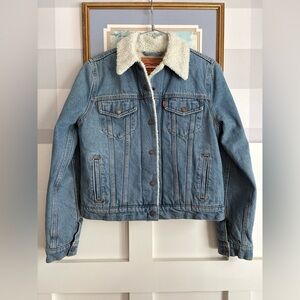 Levi's Light Blue Denim Jacket with Sherpa Collar Size Small